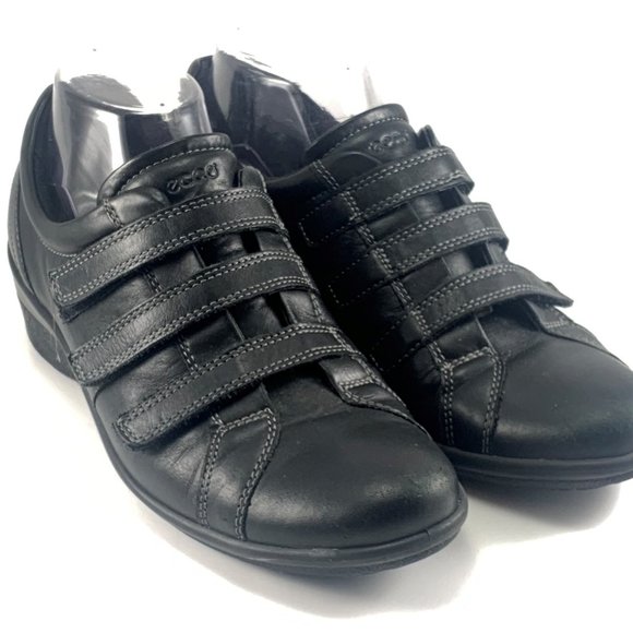 ECCO 3-Strap Black Leather Wedge Walking Shoes Women's Size 39 (8-8.5) - Picture 1 of 11
